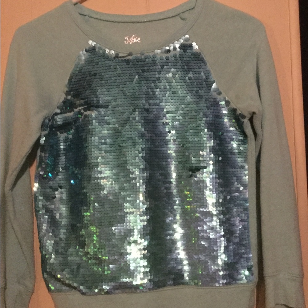 Mermaid long sleeve! No stains. Has been worn